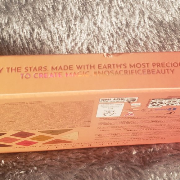 ATHR BEAUTY Desert Sunset Palette $50 - Picture 7 of 12